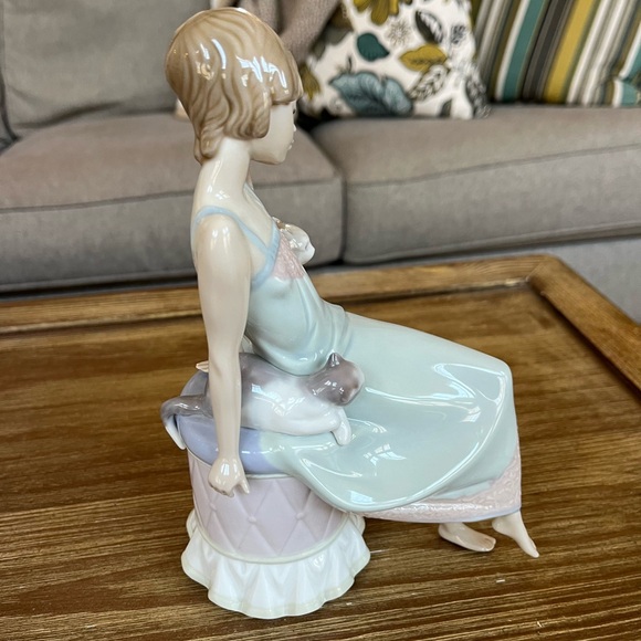 Lladro’ Figurine (Retired): 5443 Bedtime - Picture 4 of 6